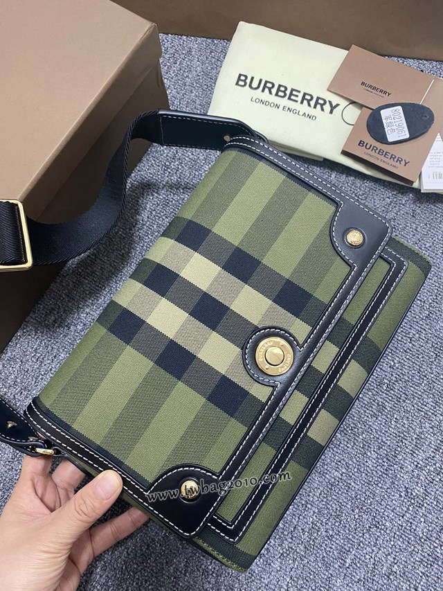 Burberry專門店新款斜背包 巴寶莉格紋帆布女士單肩斜挎包 yxb1099
